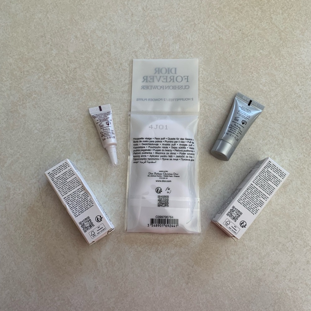 Dior Beauty Set - Picture 2 of 3